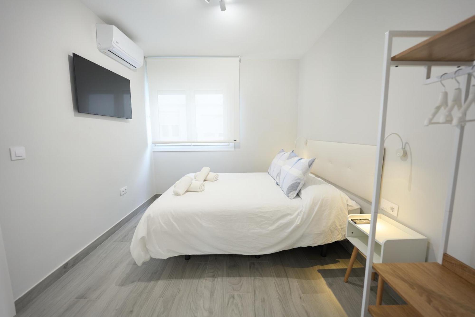 Paseo Maritimo - Apartamento A Estrenar, A Pie De Playa, Con 2 Banos Almeria Bagian luar foto